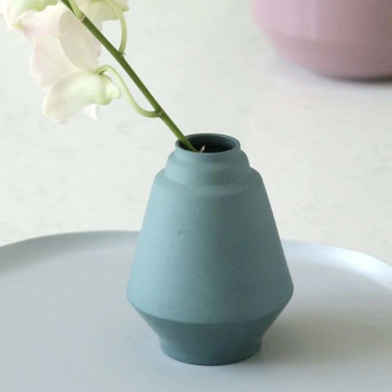 Vase Form Ceramic - green (Liesje)