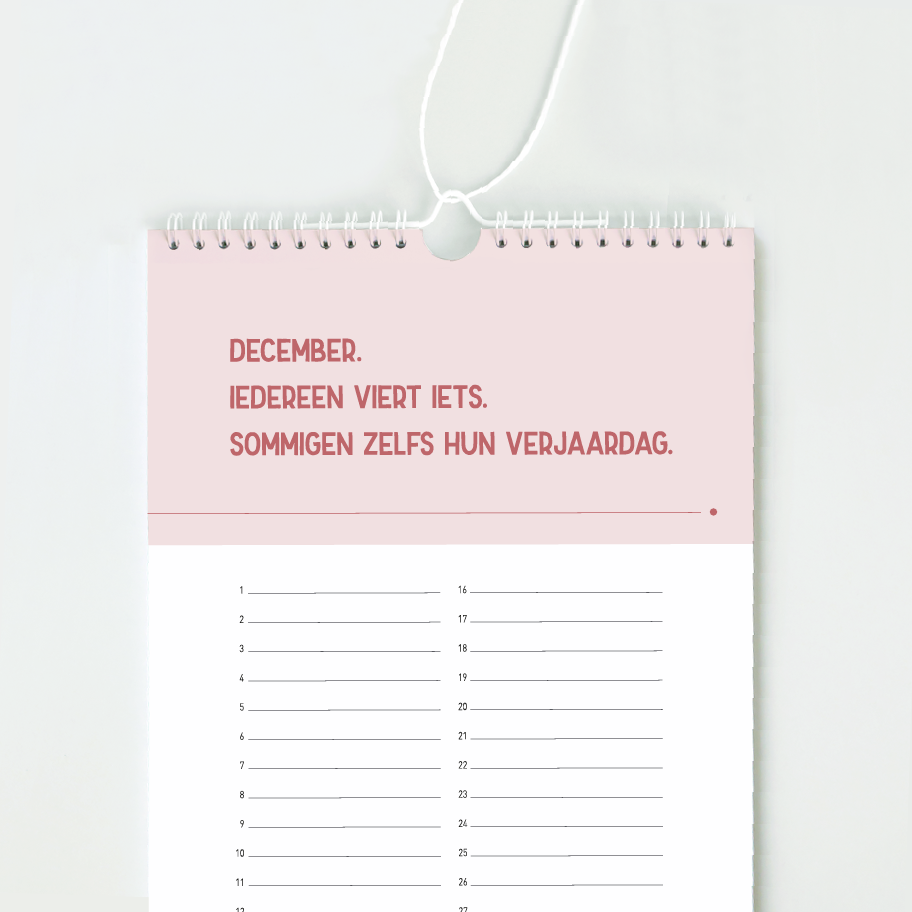 Verjaardagskalender met tekst - december in roze: &