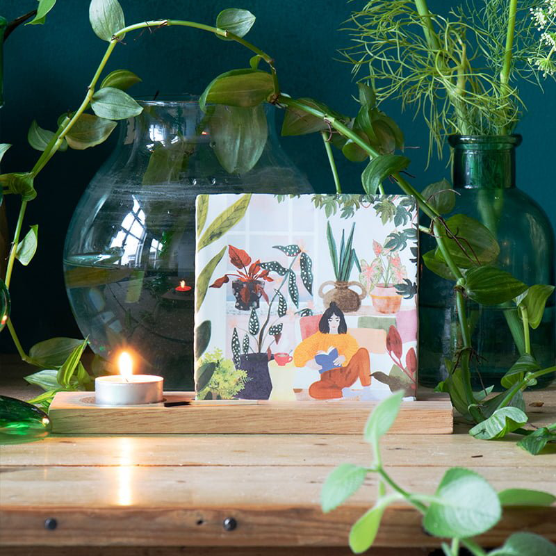 storytiles-tegel-rust-planten-lezen