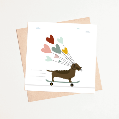 Greeting card dachshund Frits - Skateboard, love