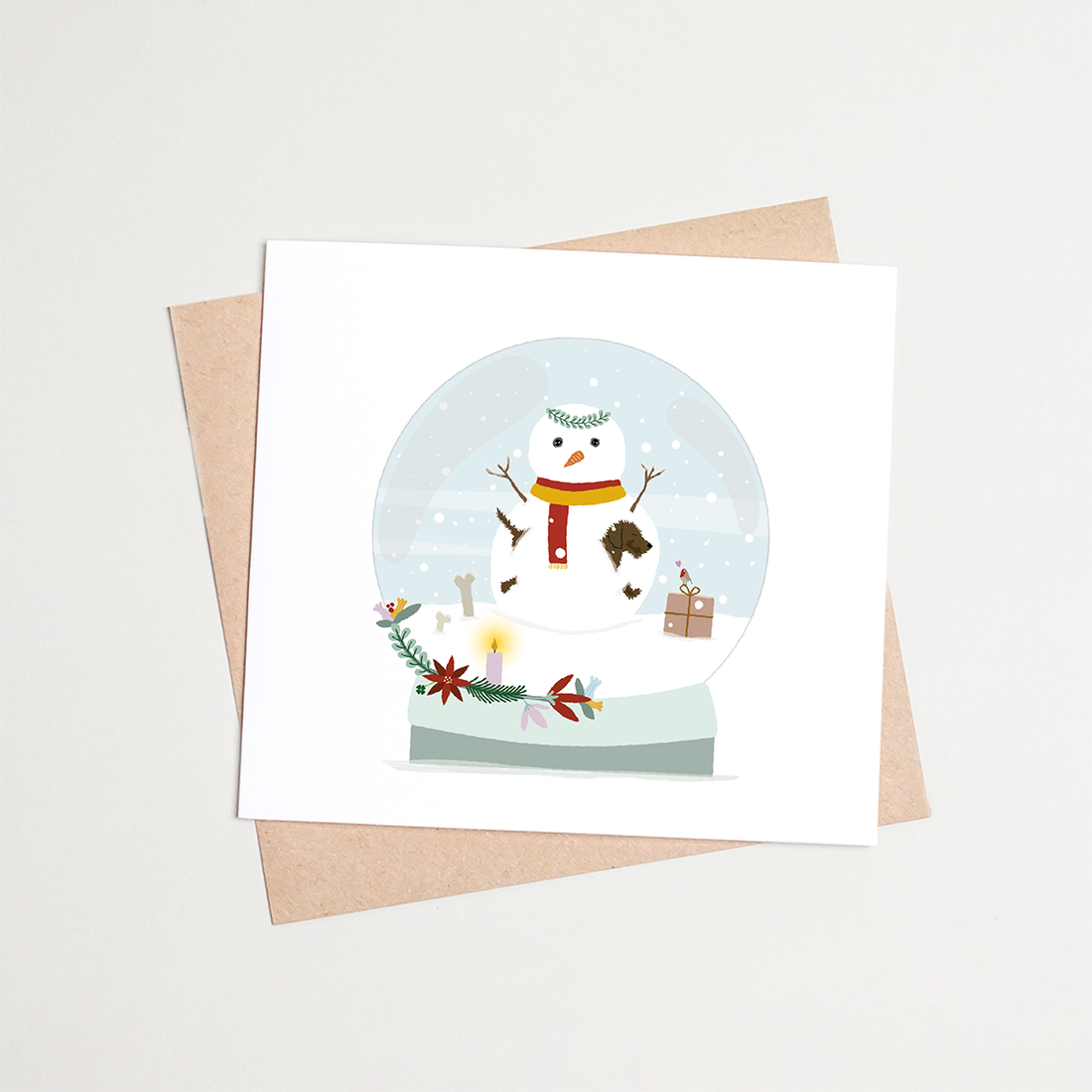 Kerstkaart-teckel-sneeuwbol-sneeuwpop
