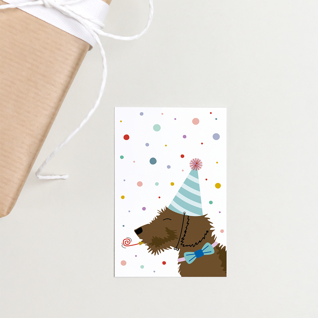 cadeaukaartje-verjaardag-teckel-party-confetti