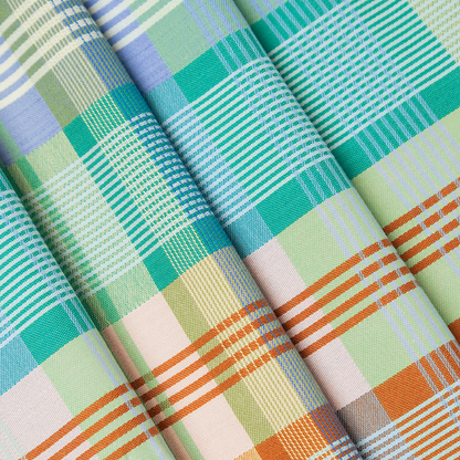foekjefleur-tafelkleed-50b-oranje-blauw-groen