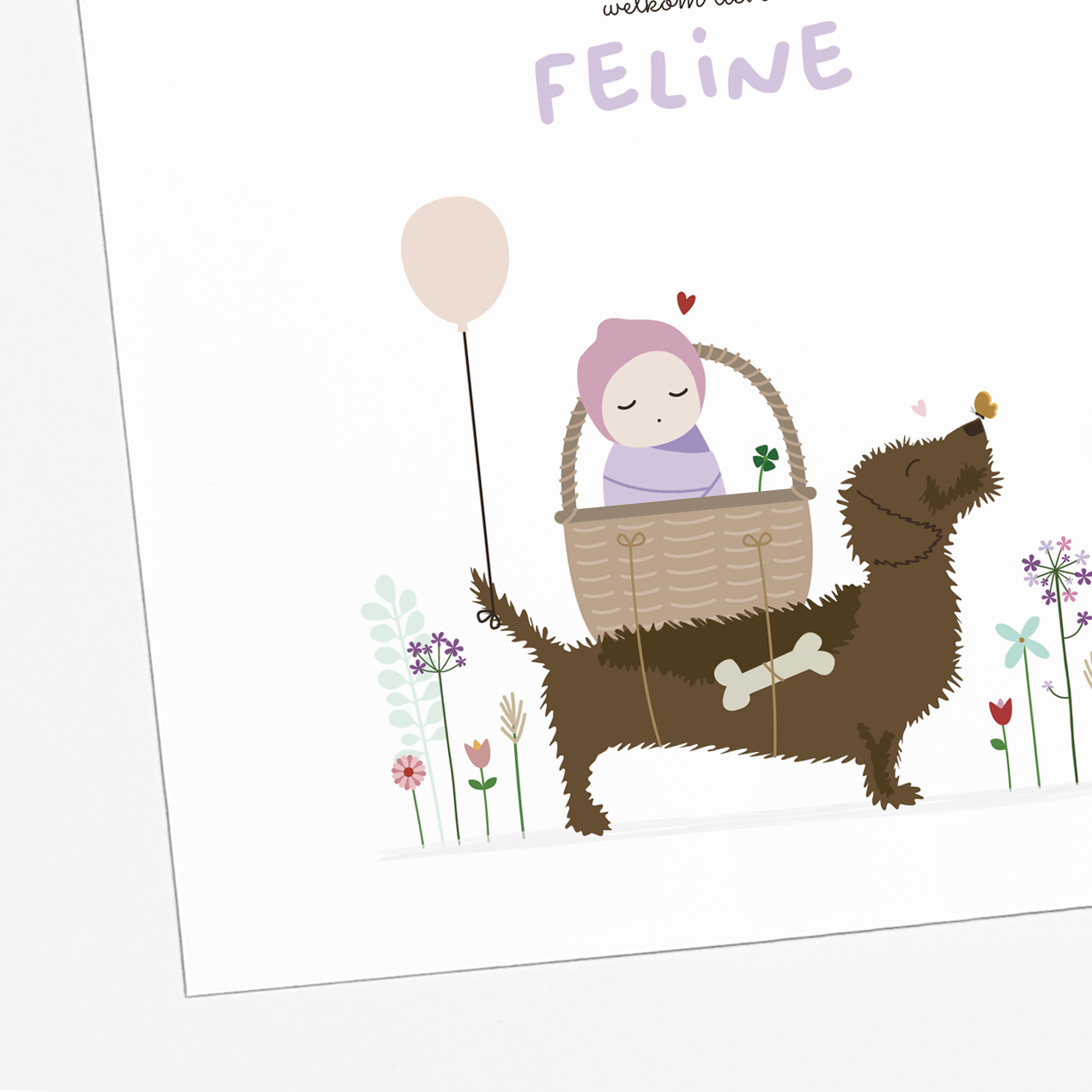 illustratie teckel met baby in mandje en bloemen geboortekaartje meisje