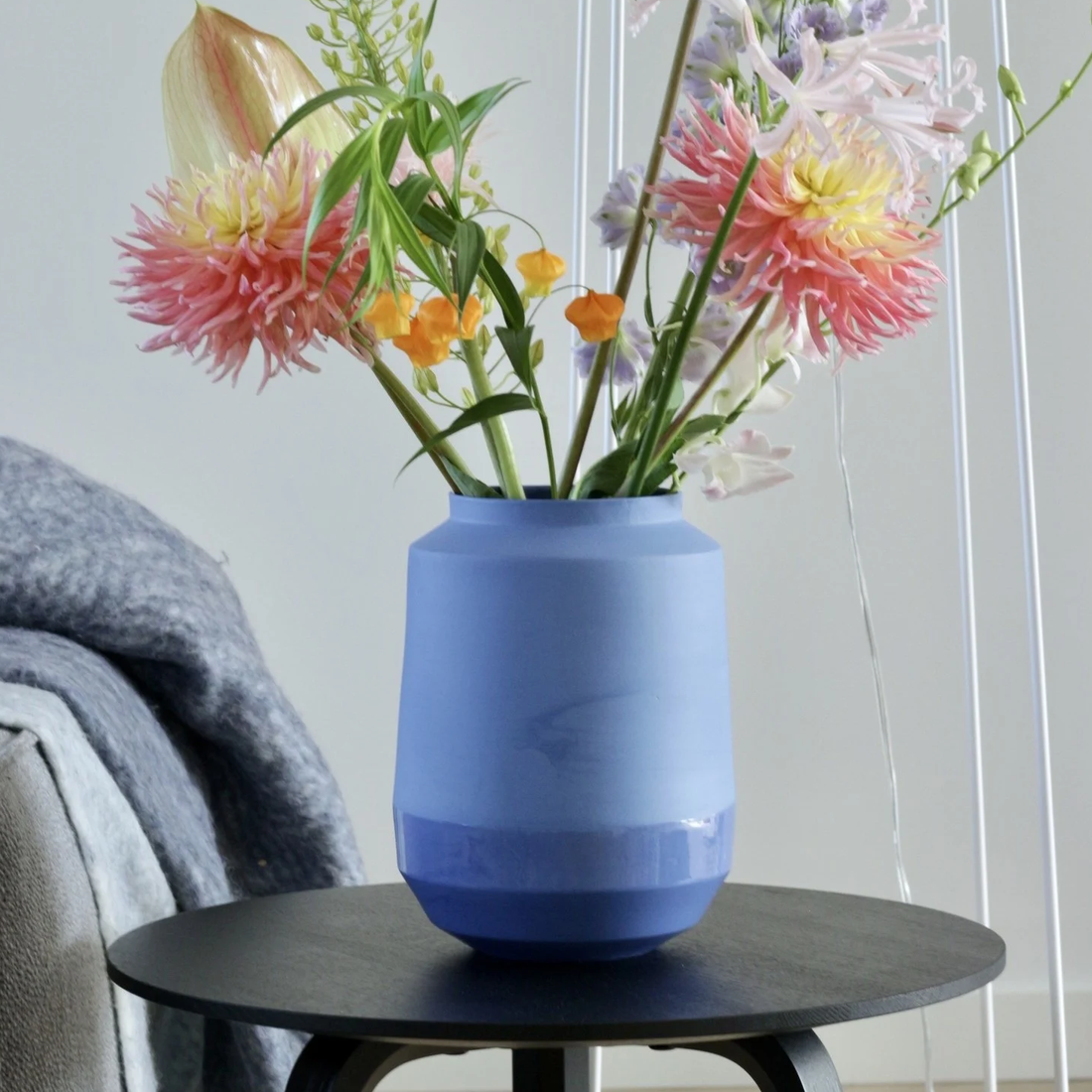 vaas-form-keramiek-cilia-blauw